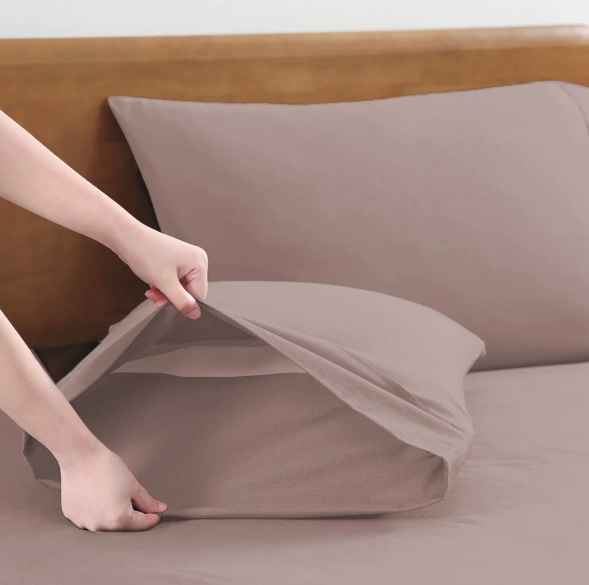 SOLID BedSheet Set- 300 Thread Count
